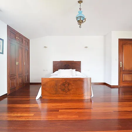 Ultreya Villa *